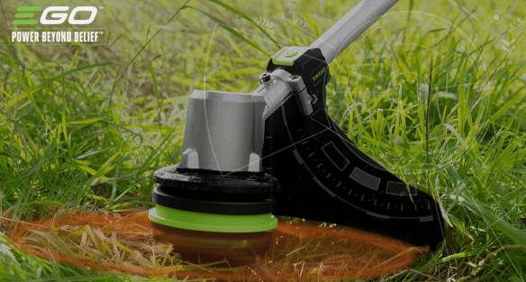 How to cut long grass with a good strimmer technique